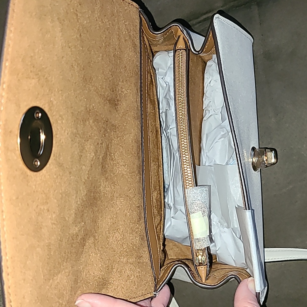 SOLD Coach Tilly Top Handle in Winter White/Chalk - Picture 4 of 10